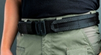 Imagen de KORE CINTURÓN DE COMBATE MOLLE - NEGRO: KIT COMPLETO 
